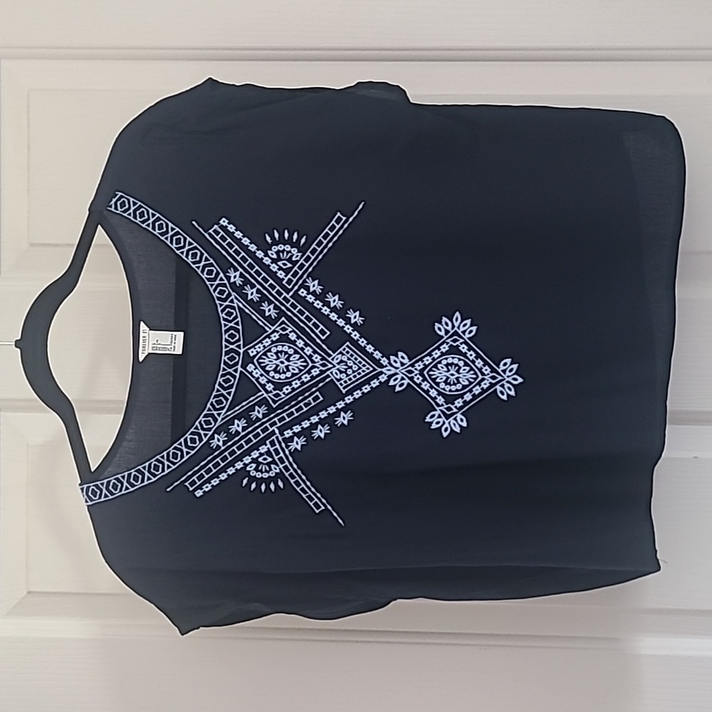 Embroidered blouse